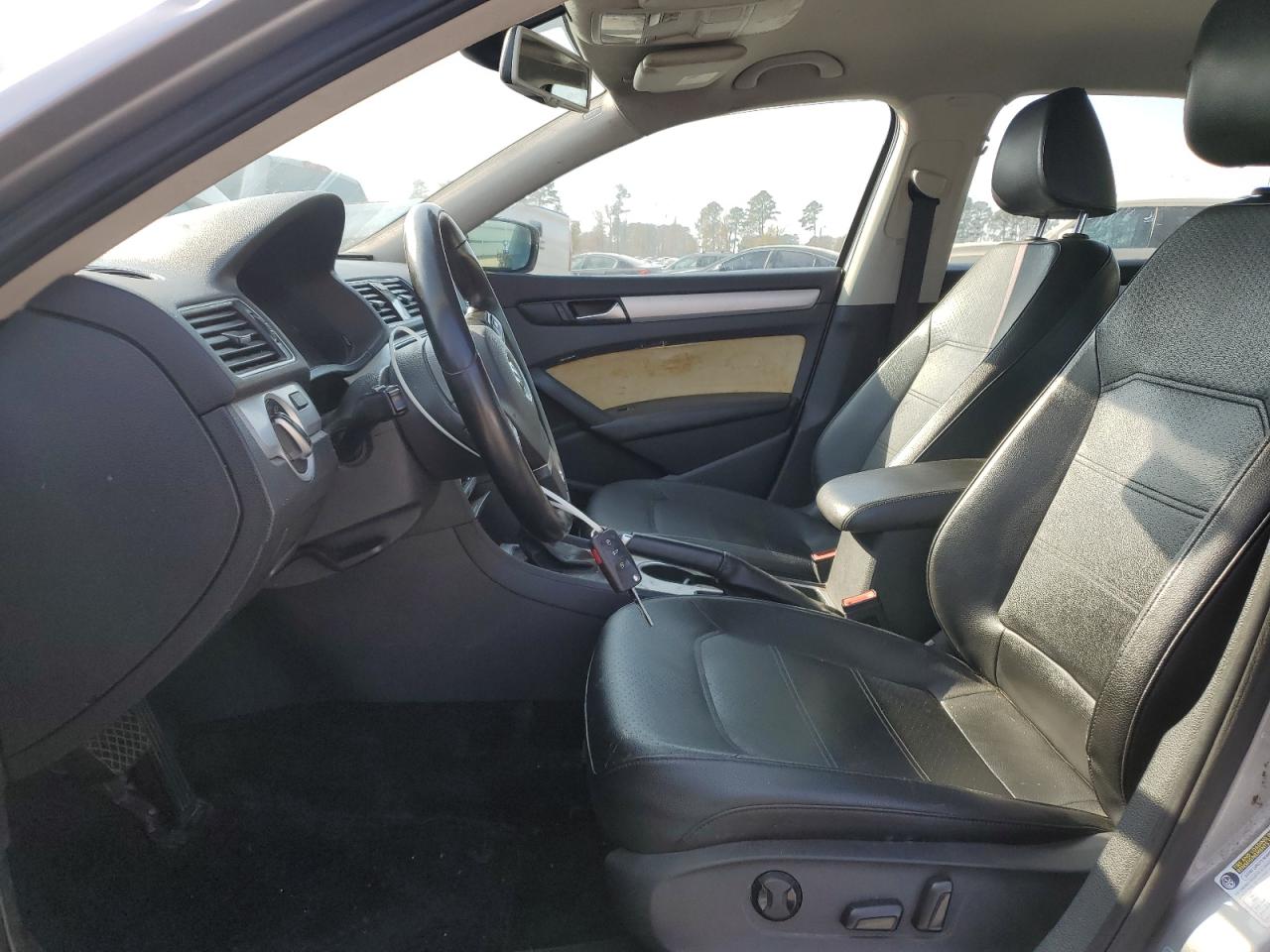 2013 Volkswagen Passat Se VIN: 1VWBP7A30DC053062 Lot: 92806015