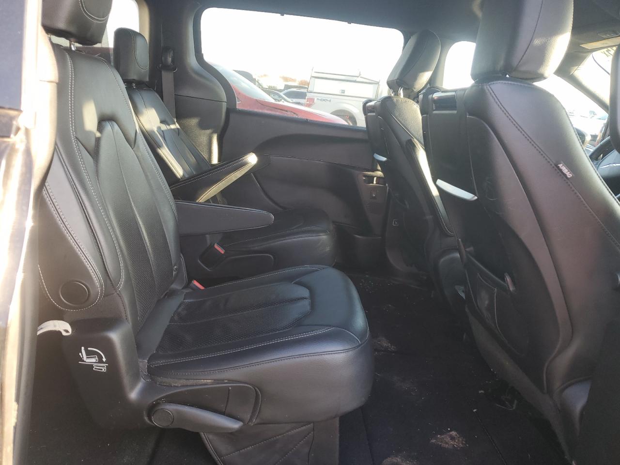 2019 Chrysler Pacifica Touring L Plus VIN: 2C4RC1EG0KR653253 Lot: 92699215