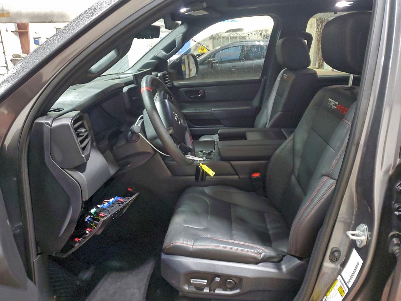 2024 Toyota Sequoia Sr5 VIN: 7SVAAABA6RX044074 Lot: 68927555