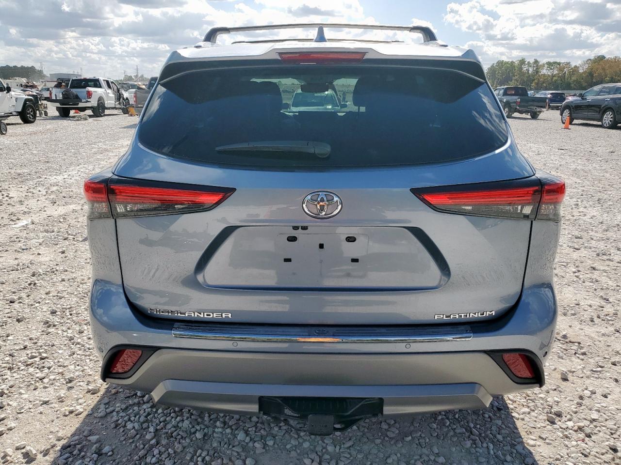 2021 Toyota Highlander Platinum VIN: 5TDFZRAH3MS057272 Lot: 92601505