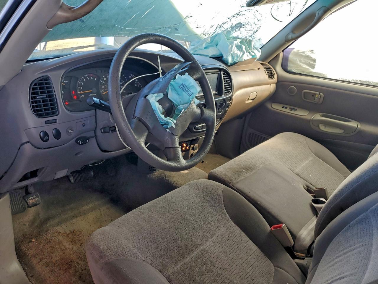 2001 Toyota Tundra Access Cab Limited VIN: 5TBBT48151S162699 Lot: 91017535