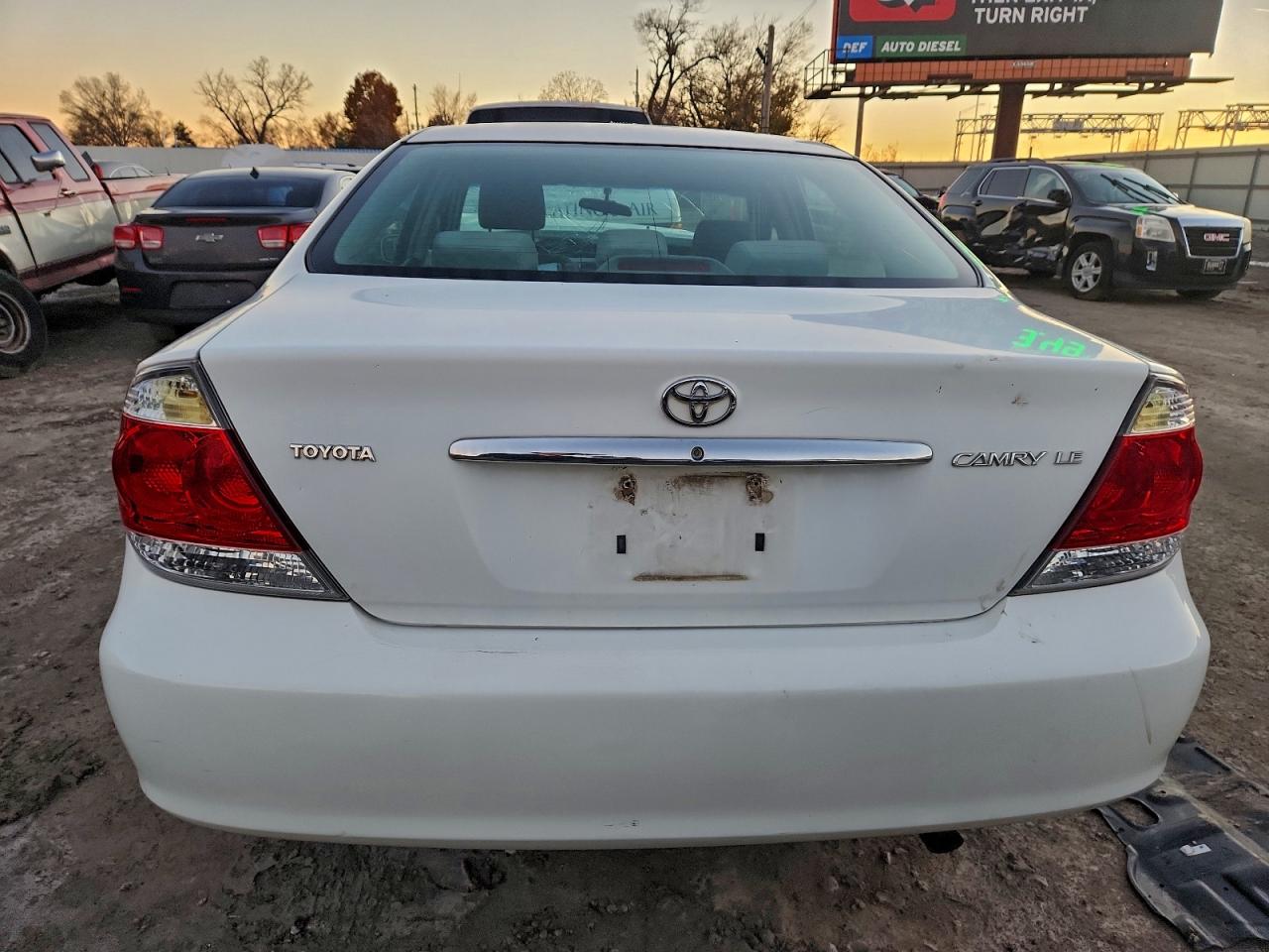2005 Toyota Camry Le VIN: 4T1BE30K55U616897 Lot: 94791785