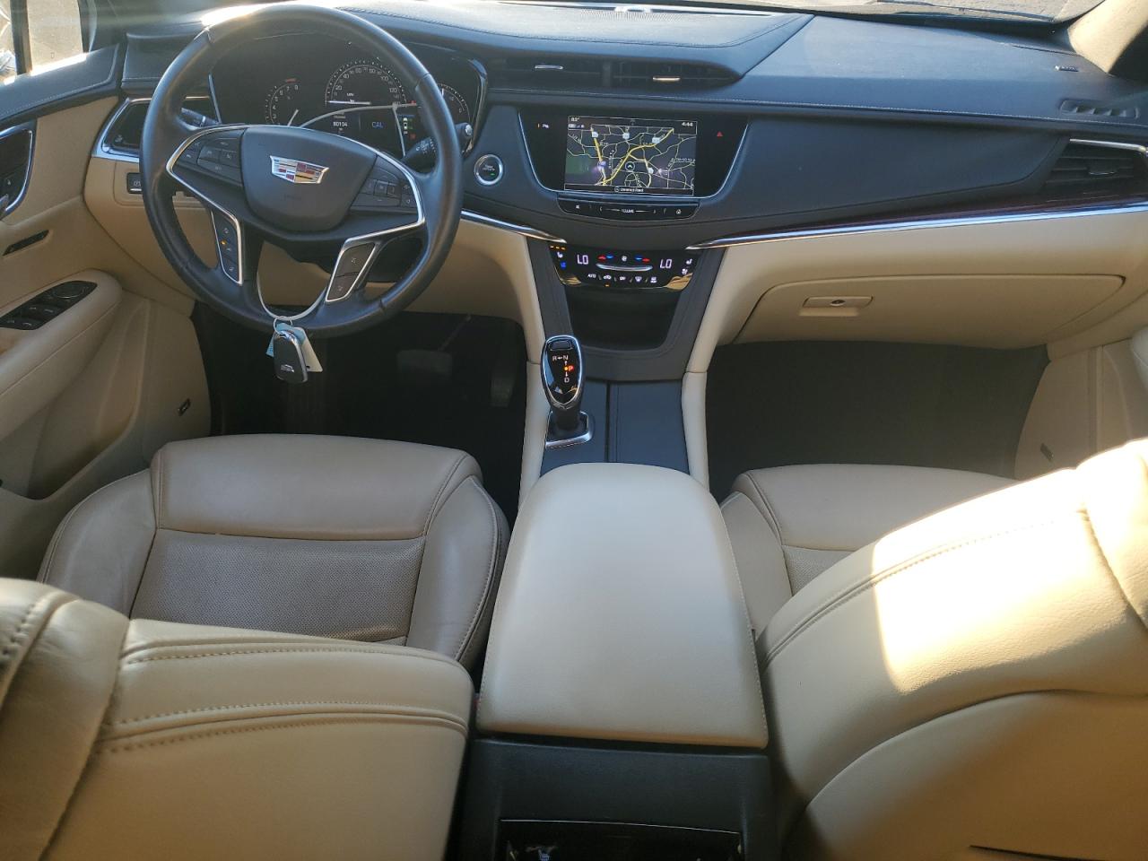 2018 Cadillac Xt5 Premium Luxury VIN: 1GYKNFRS9JZ133400 Lot: 92900095