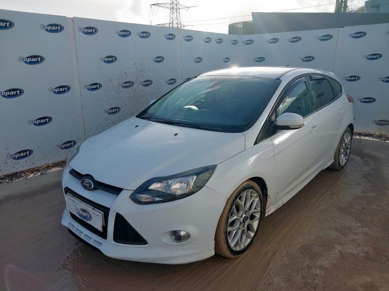 2014 FORD FOCUS 1.0 125 ECOBOOST ZETEC S 5DR for sale at Copart BRISTOL