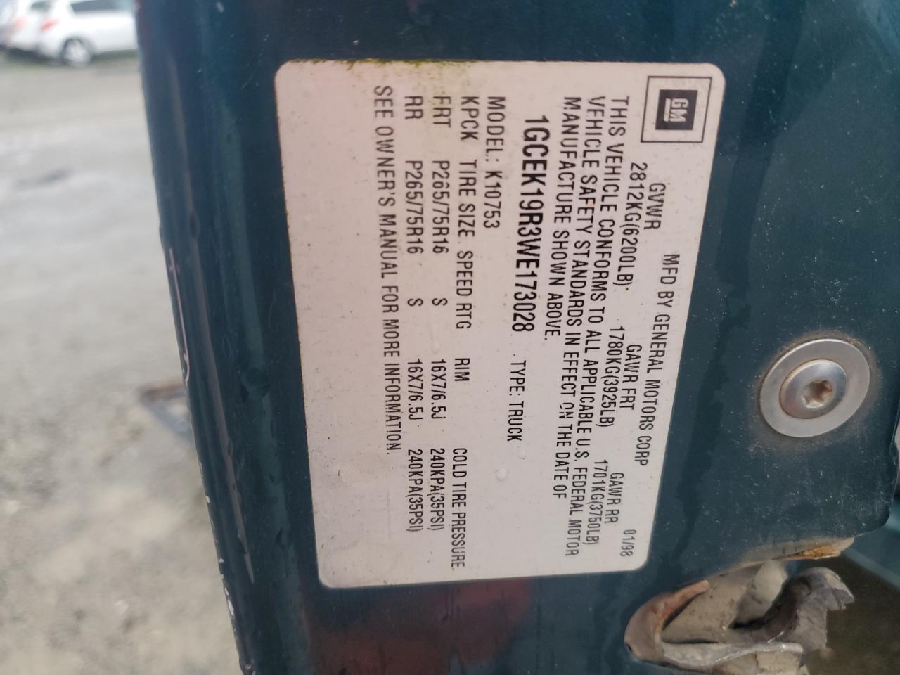 1998 Chevrolet Gmt-400 K1500 VIN: 1GCEK19R3WE173028 Lot: 86123125