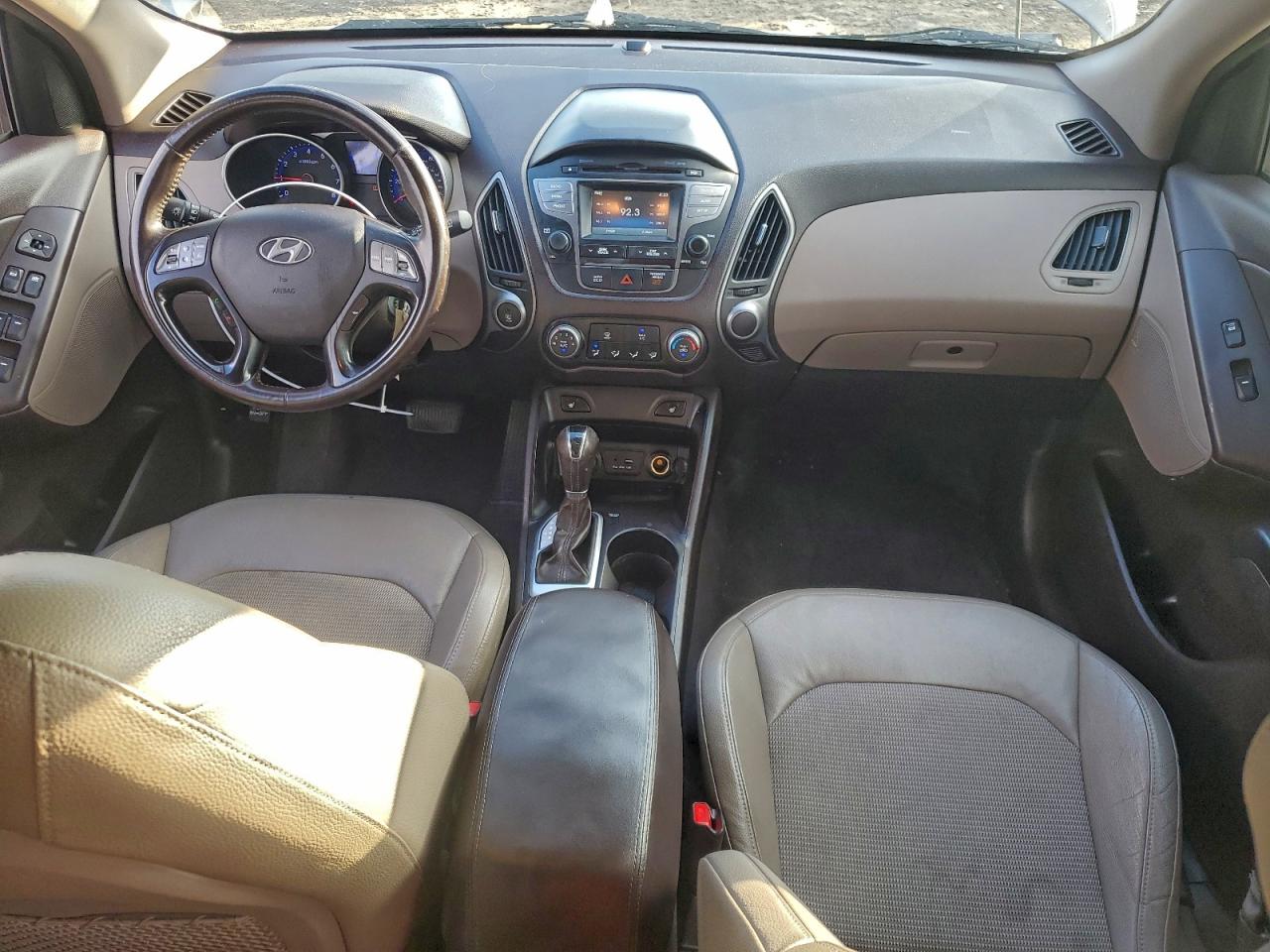 2015 Hyundai Tucson Limited VIN: KM8JU3AG7FU058013 Lot: 94198575