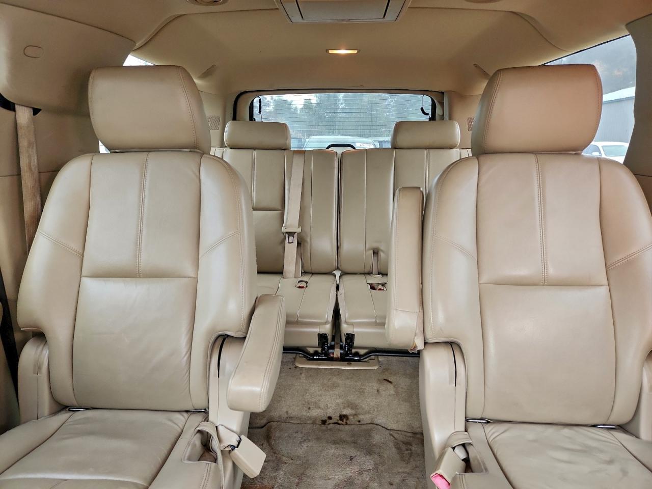 2014 Chevrolet Suburban C1500 Lt VIN: 1GNSCJE04ER178678 Lot: 93516575