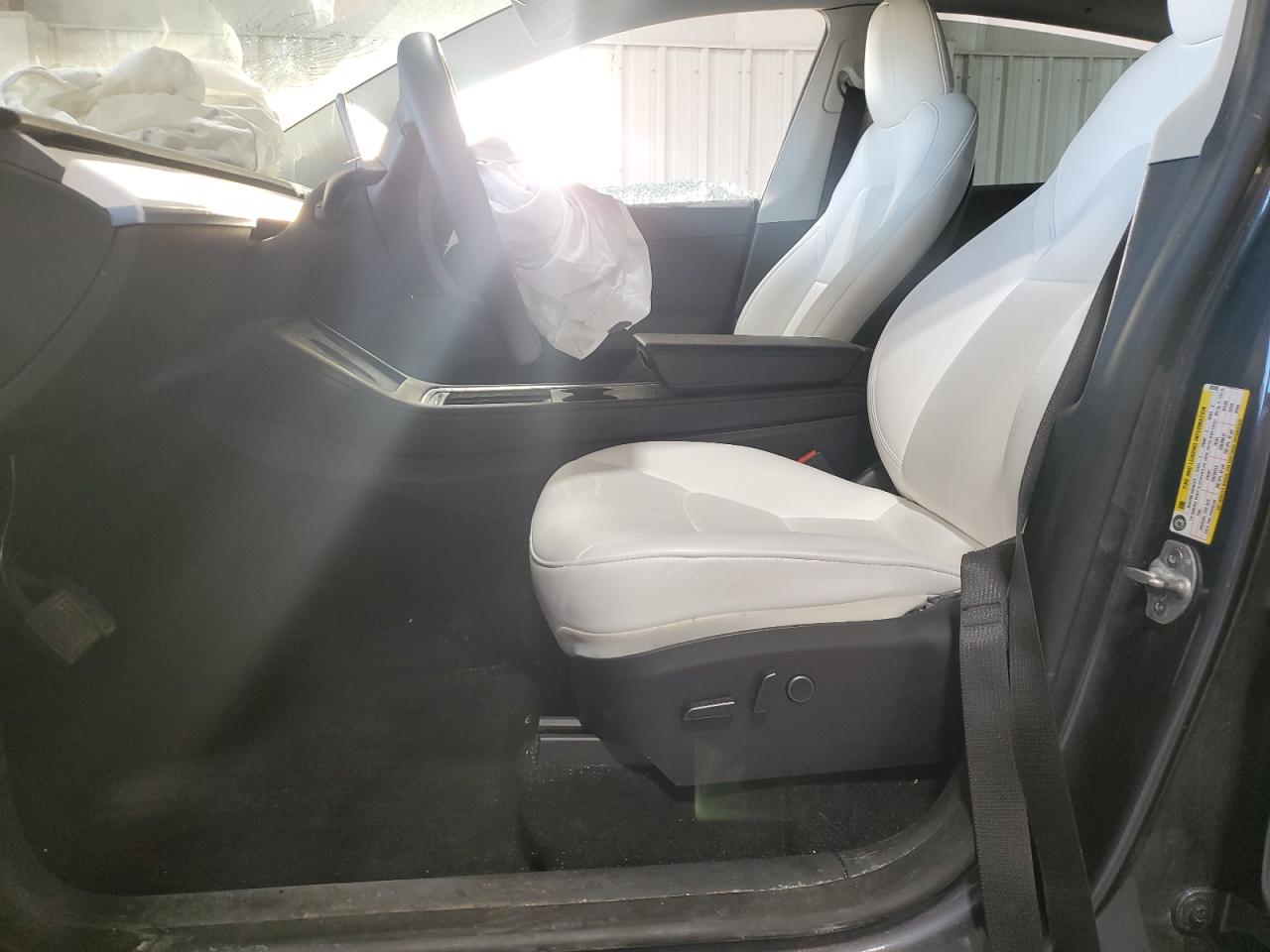 2023 Tesla Model Y VIN: 7SAYGAEE2PF853765 Lot: 93929595