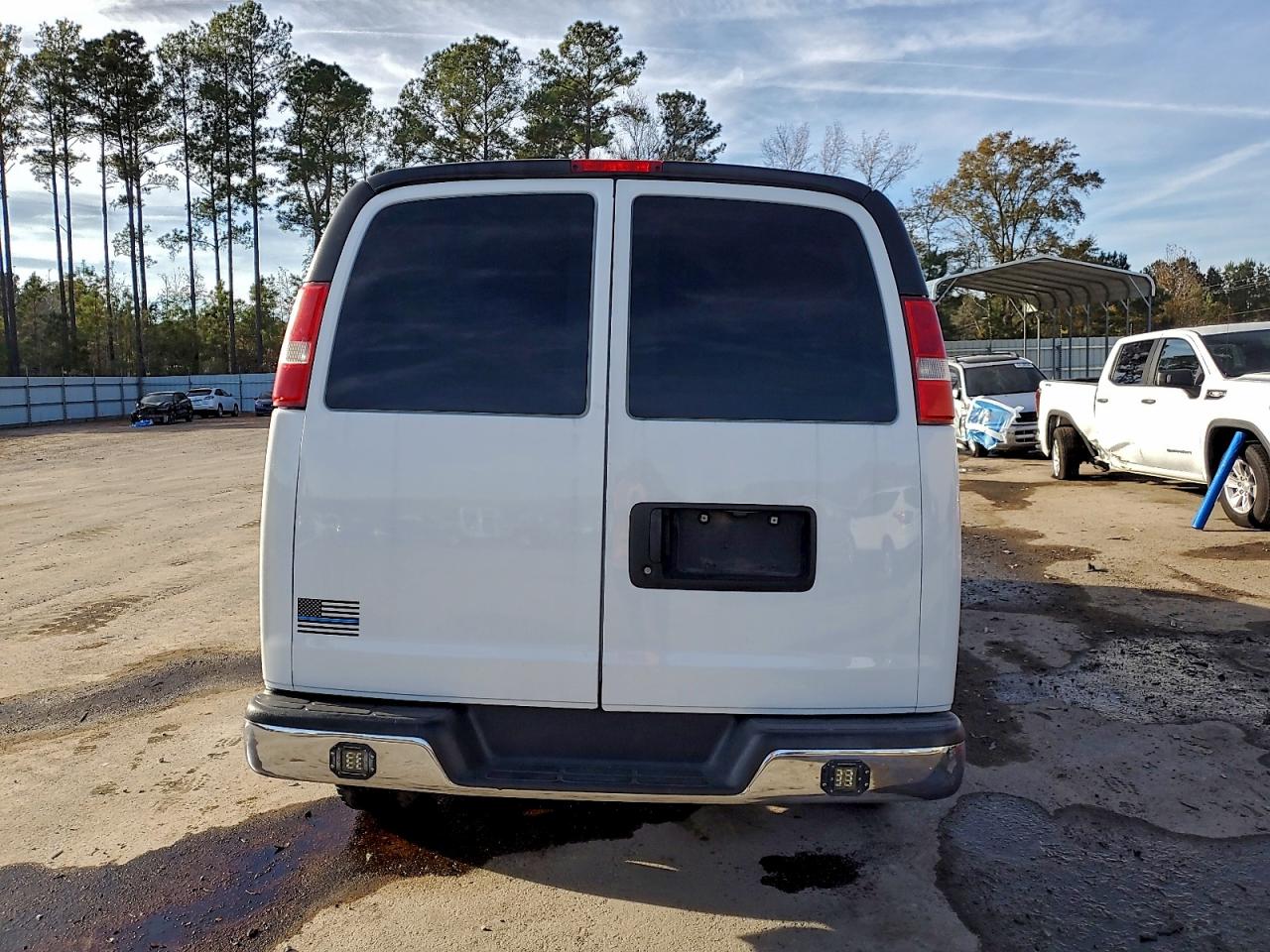 2017 GMC Savana Cargo 2500 13 VIN: 1GTW7AFF5H1904830 Lot: 94141495