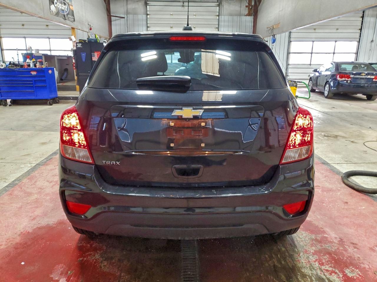 2020 Chevrolet Trax Ls VIN: KL7CJKSB7LB325495 Lot: 94224275