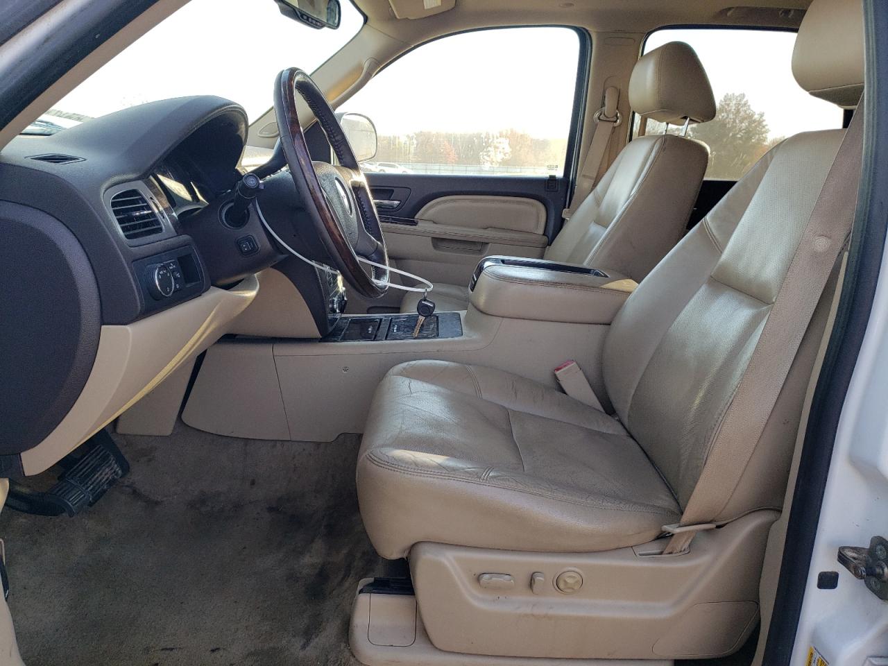 2011 GMC Yukon Denali VIN: 1GKS2EEF1BR293925 Lot: 91504875