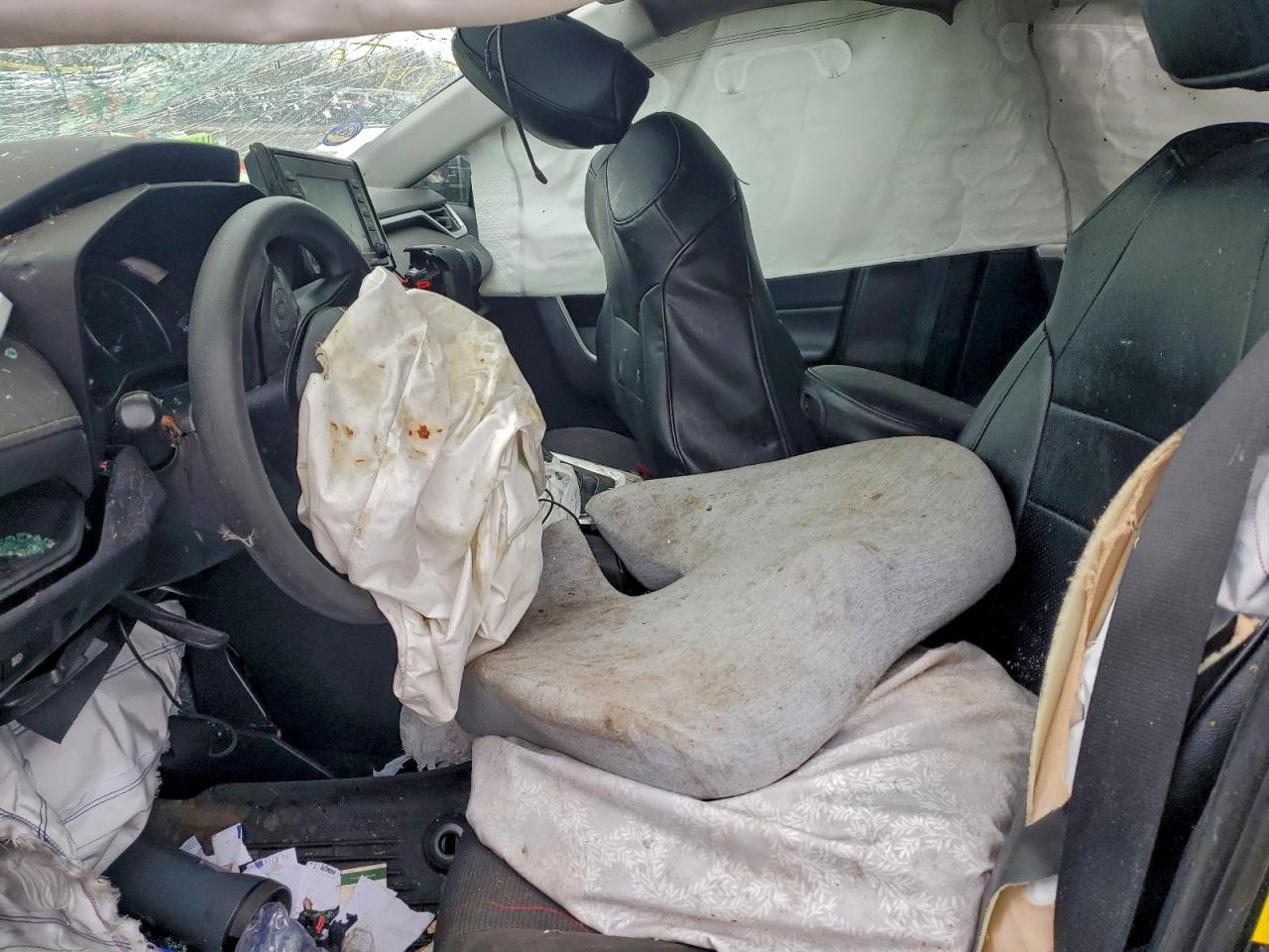 2020 Toyota Rav4 Le VIN: 2T3LWRFV3LW081305 Lot: 94466775