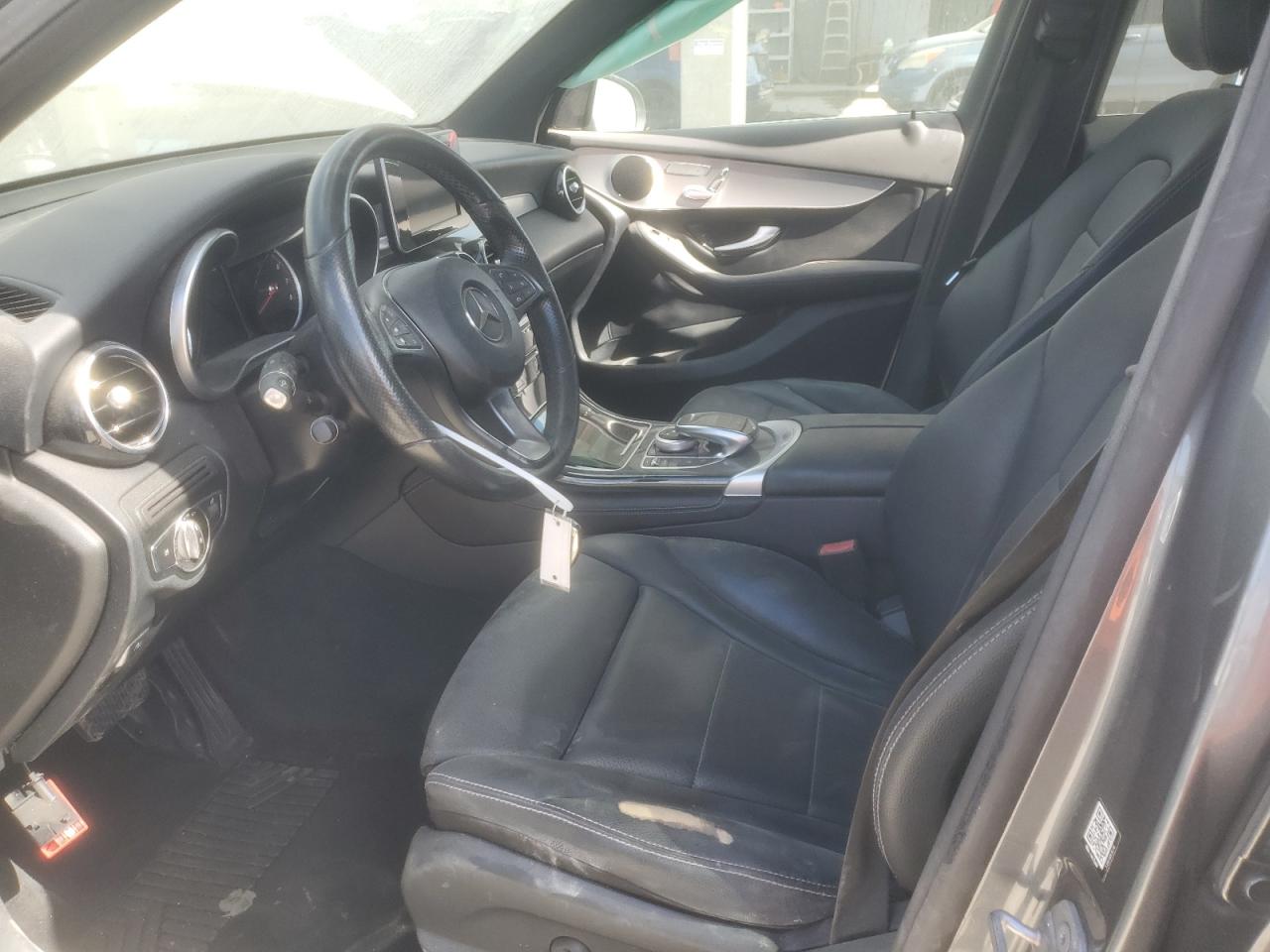 2017 Mercedes-Benz Glc 300 VIN: WDC0G4JB3HF128237 Lot: 92399735