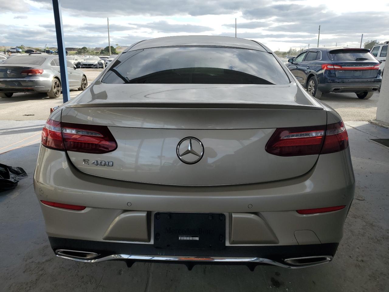 2018 Mercedes-Benz E 400 VIN: WDD1J6FB4JF025453 Lot: 92586855