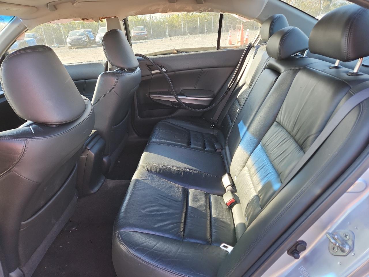 2009 Honda Accord Exl VIN: 1HGCP26829A013746 Lot: 92738895