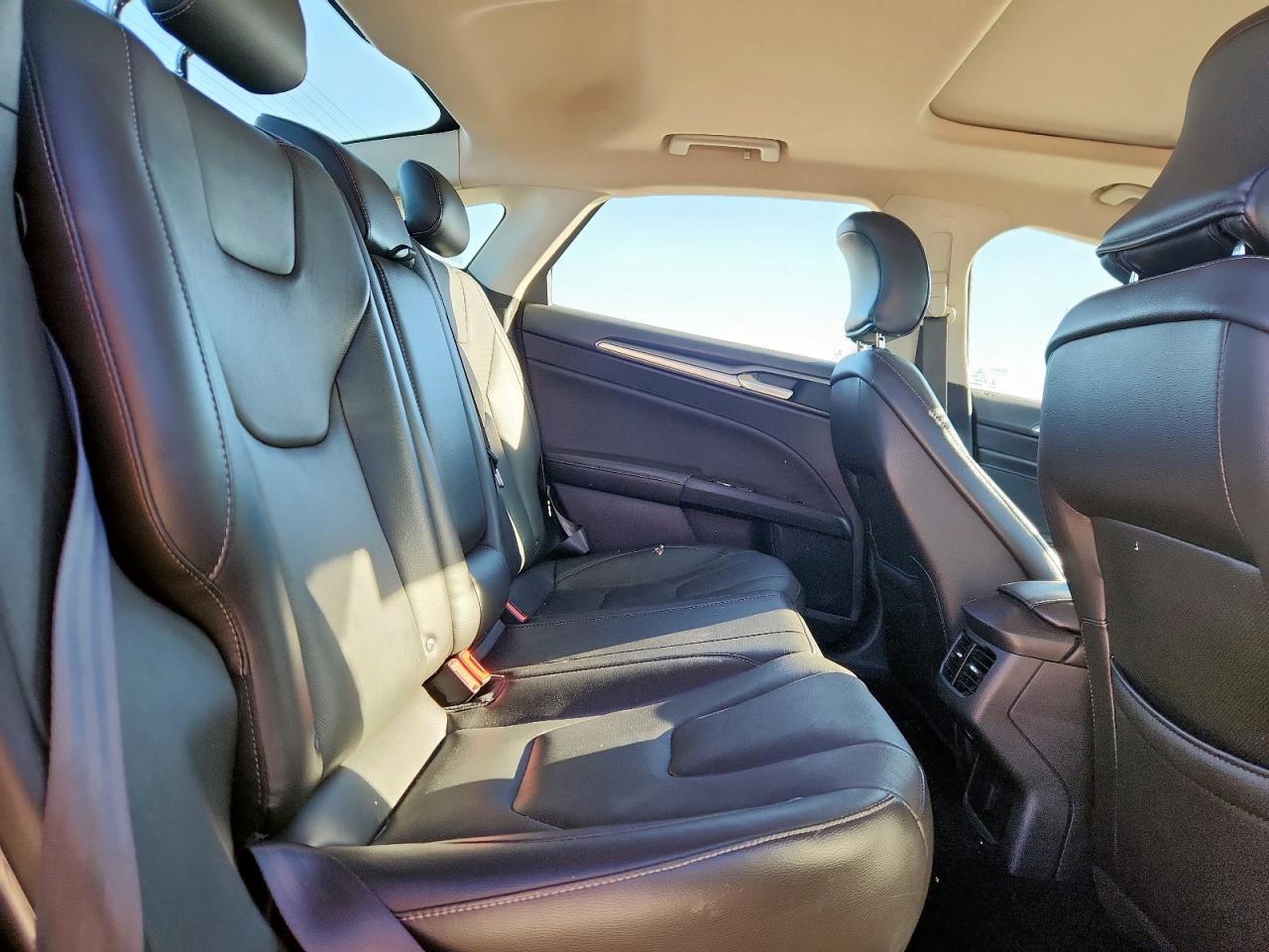 2016 Ford Fusion Titanium VIN: 3FA6P0K90GR104909 Lot: 92049535