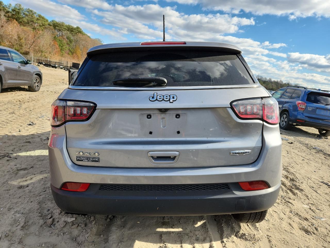 2018 Jeep Compass Latitude VIN: 3C4NJDBB9JT191785 Lot: 92834615