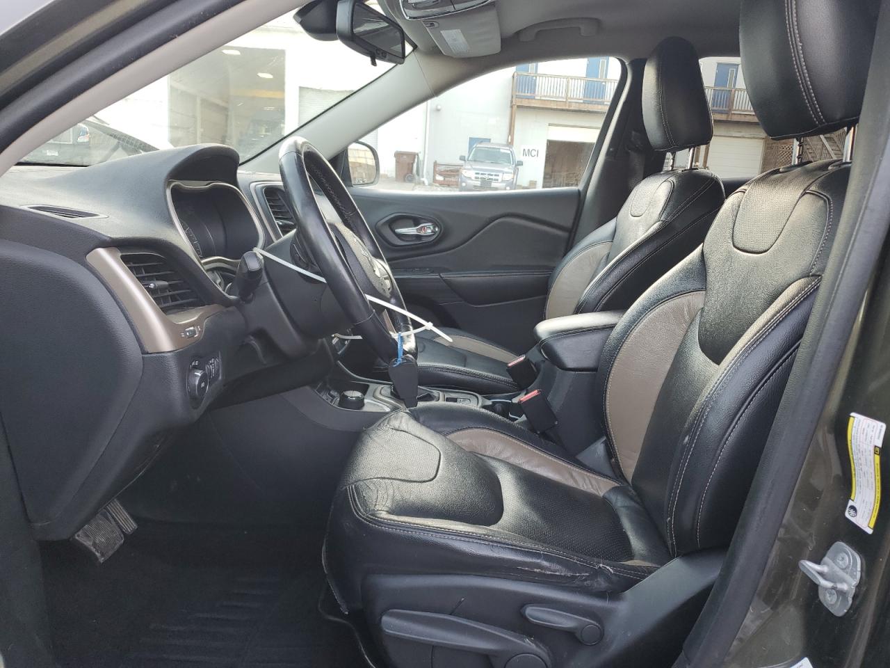 2014 Jeep Cherokee Latitude VIN: 1C4PJMCB2EW299916 Lot: 92873645