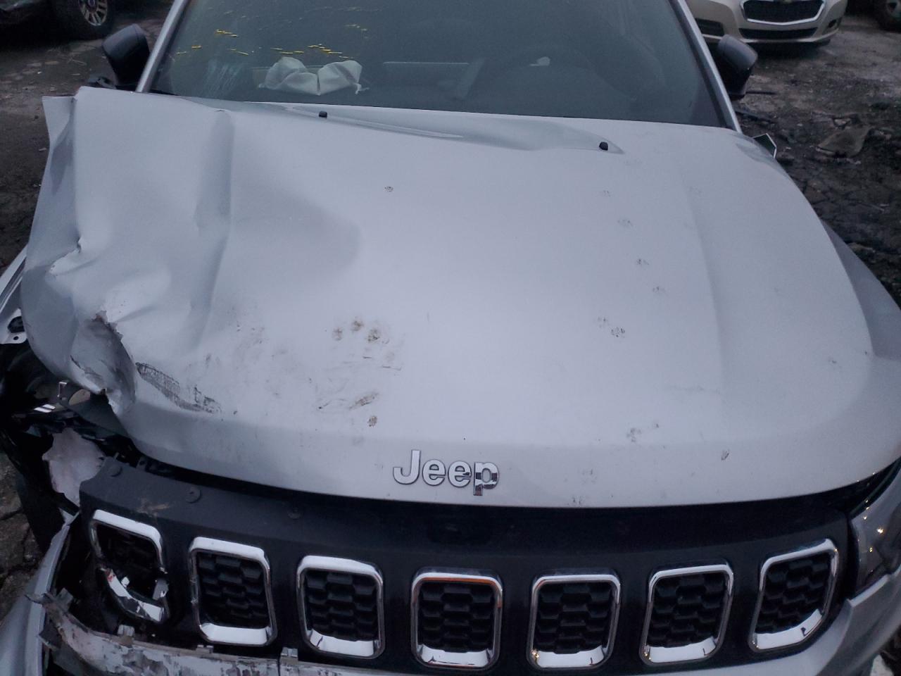 2025 Jeep Compass Latitude VIN: 3C4NJDBN2ST560675 Lot: 94904495