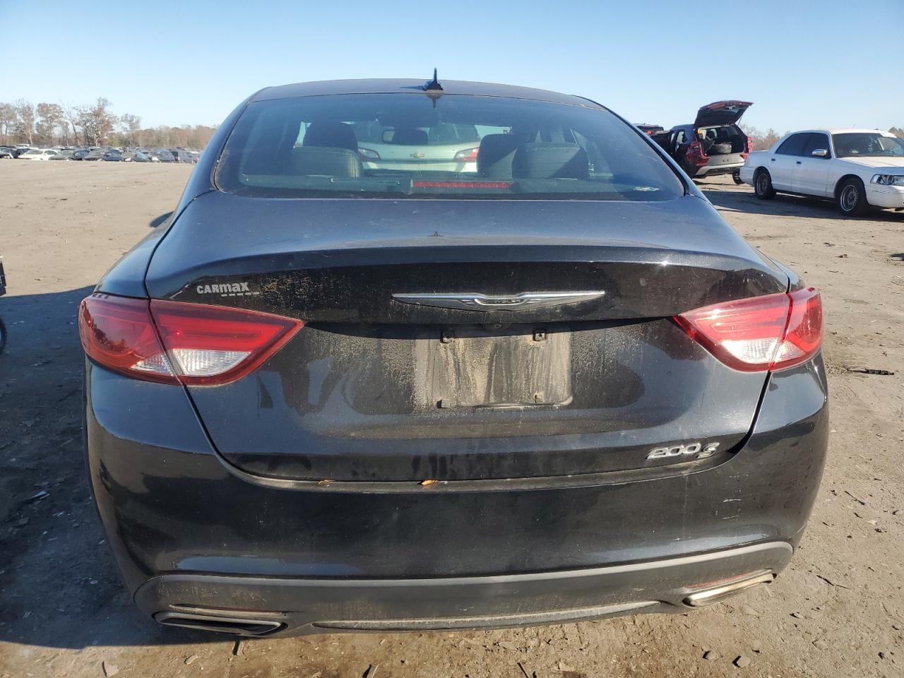2015 Chrysler 200 S VIN: 1C3CCCBBXFN511834 Lot: 92630615