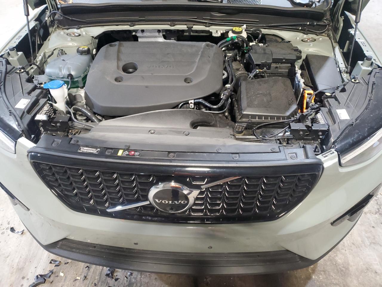 2025 Volvo Xc40 Plus VIN: YV4L12UC7S2471819 Lot: 90098695