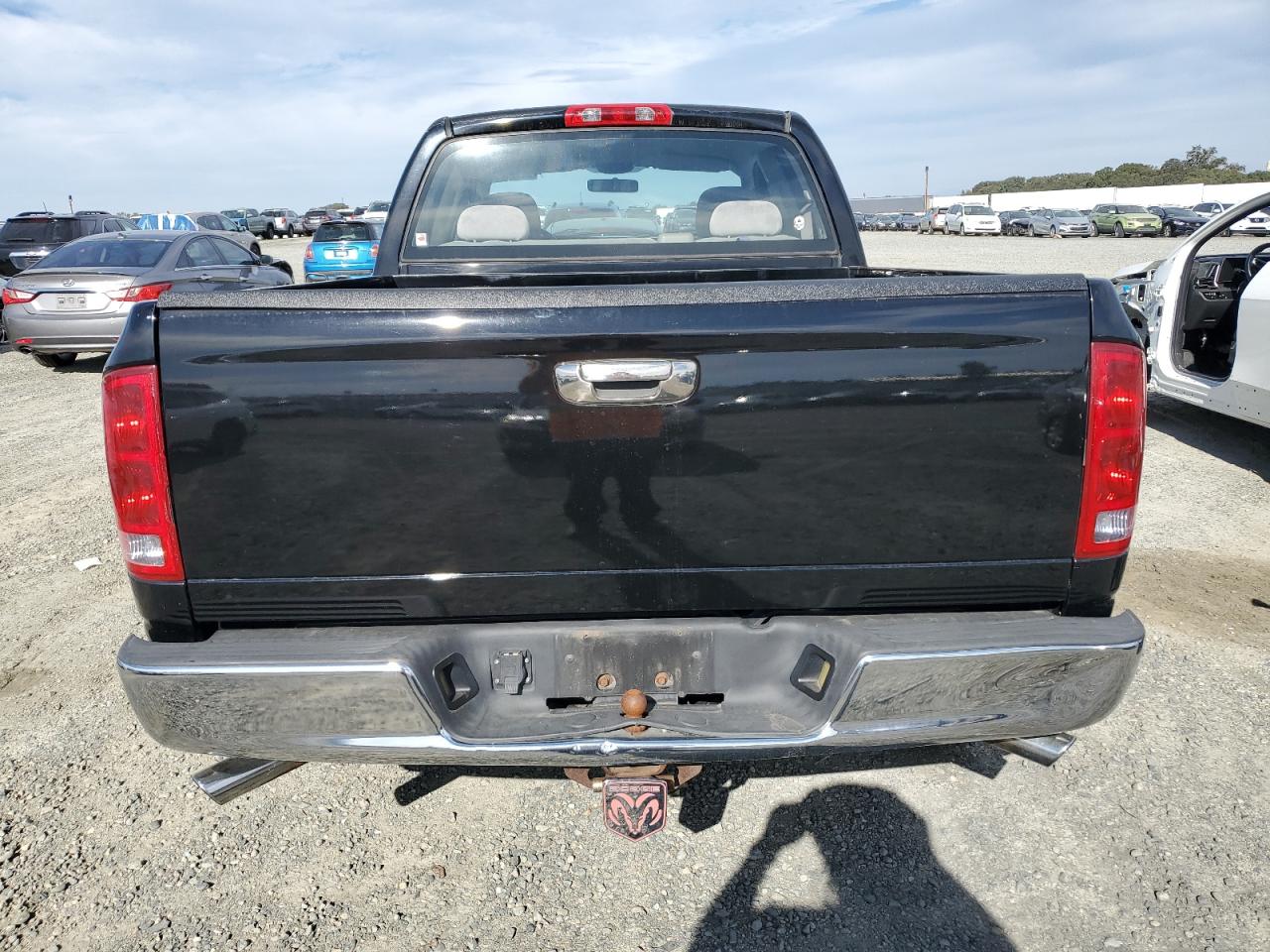 2004 Dodge Ram 1500 St VIN: 1D7HA18D04S624717 Lot: 91670255