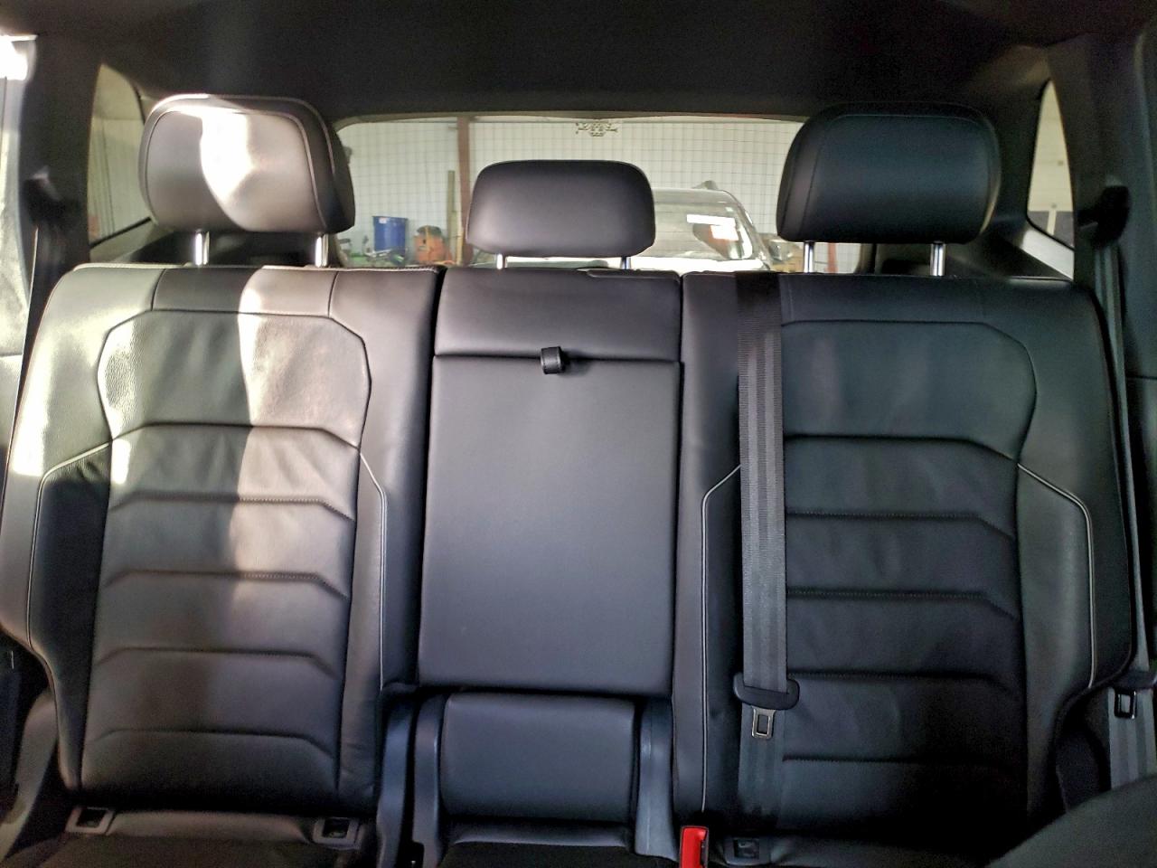 2018 Volkswagen Tiguan Sel Premium VIN: 3VV4B7AX2JM151566 Lot: 91963015