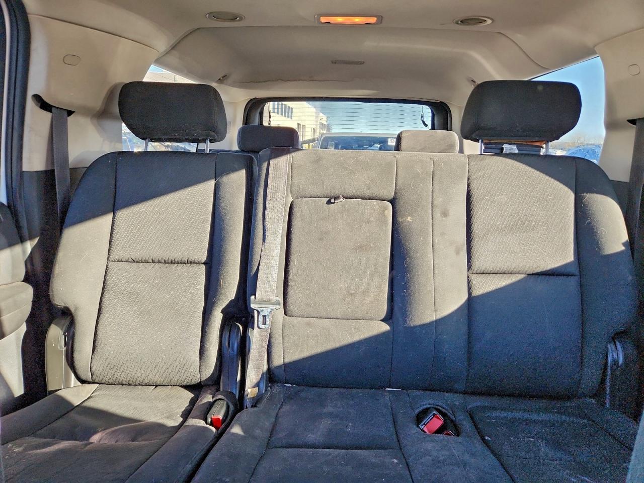 2010 GMC Yukon Xl K1500 Sle VIN: 1GKUKHE31AR284821 Lot: 93332405