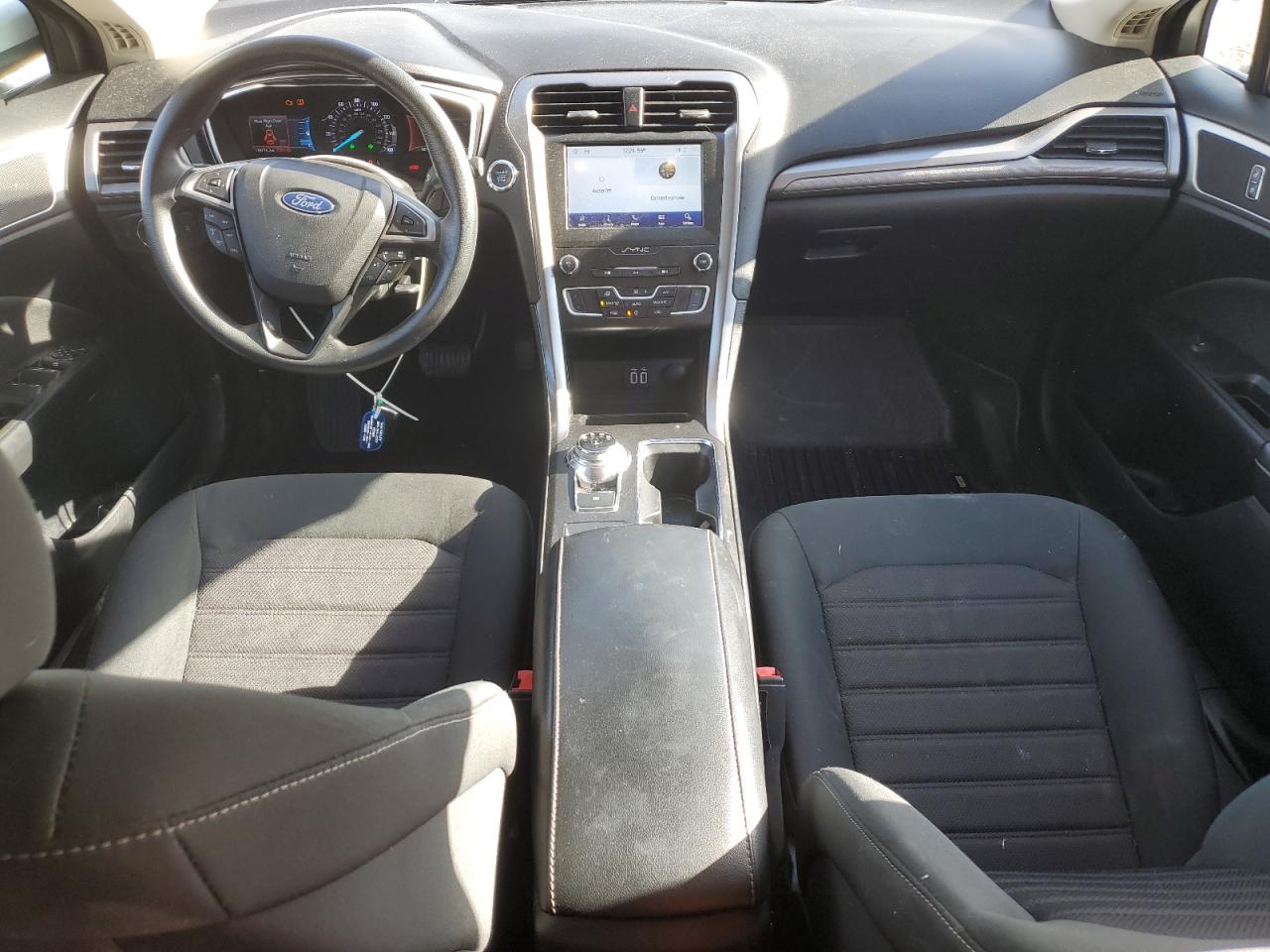 2020 Ford Fusion Se VIN: 3FA6P0HDXLR228823 Lot: 92721505