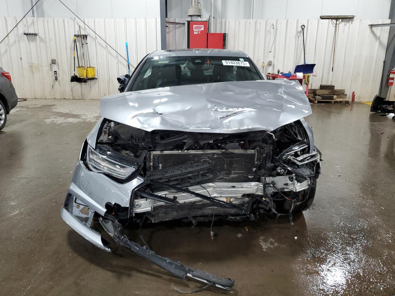 Фото: WAUH2AFC1HN067528