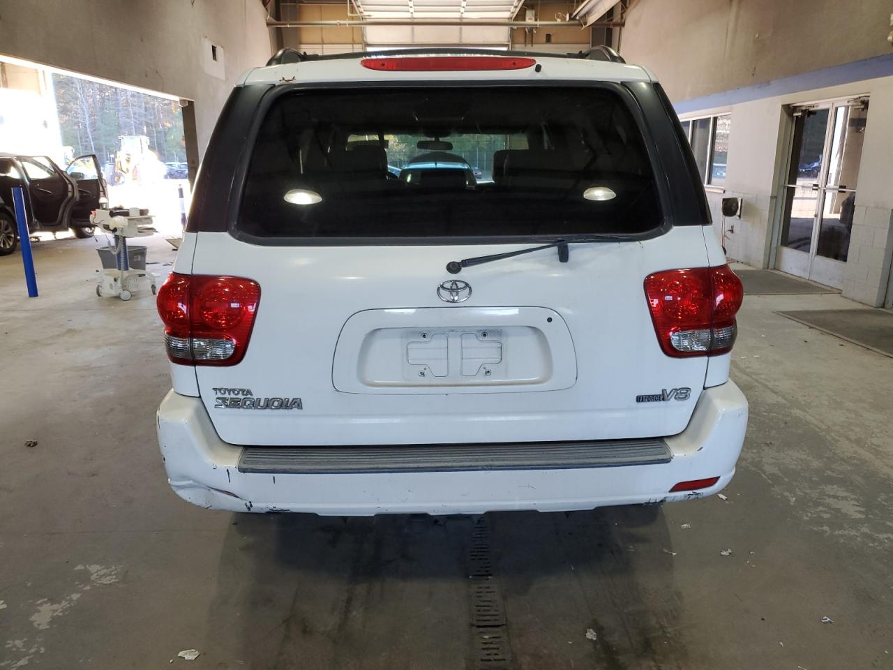 2005 Toyota Sequoia Sr5 VIN: 5TDZT34A85S253333 Lot: 92600125