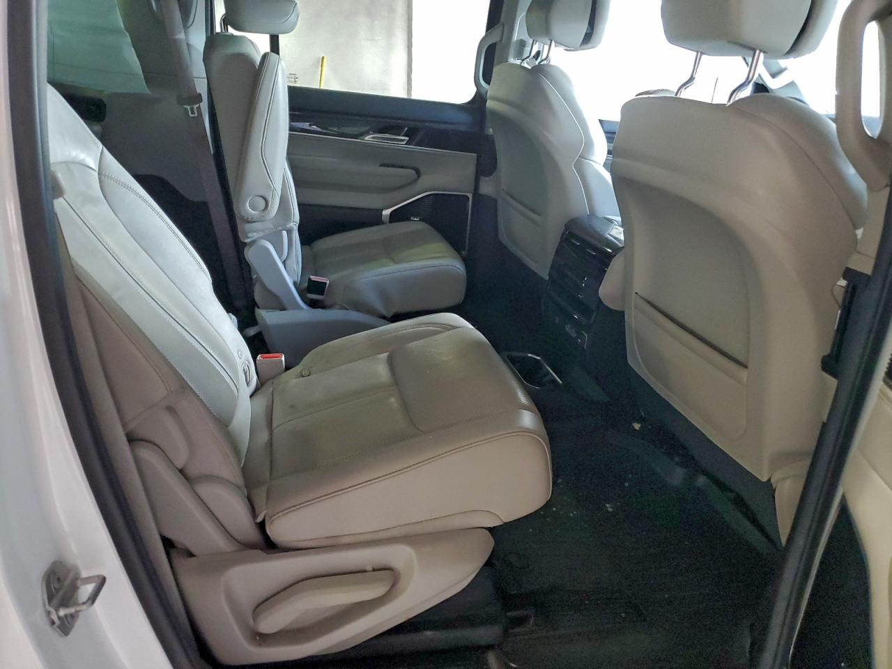 2022 Jeep Wagoneer Series Iii VIN: 1C4SJVDT8NS104304 Lot: 85481865