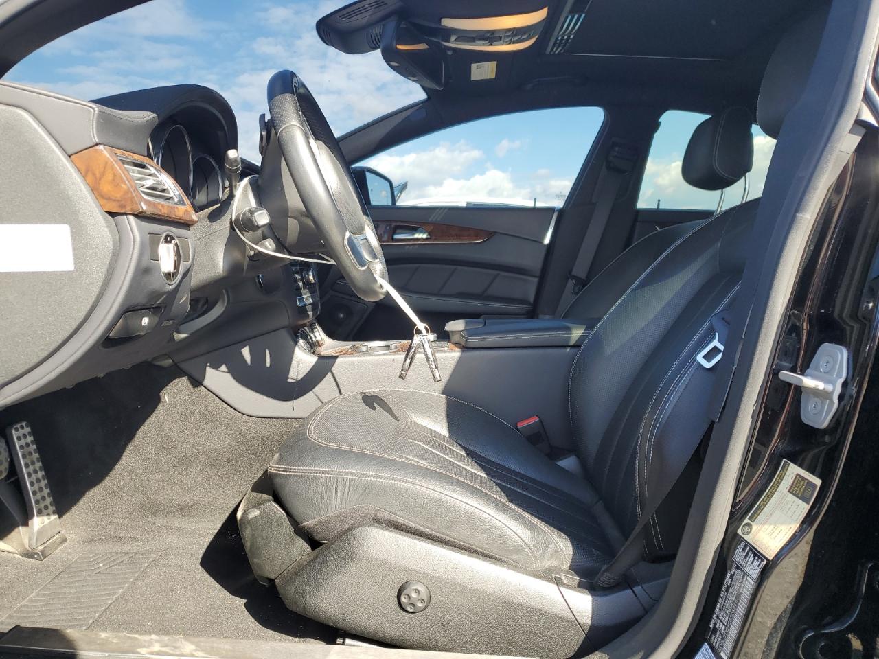 2012 Mercedes-Benz Cls 550 VIN: WDDLJ7DB9CA008875 Lot: 93245915