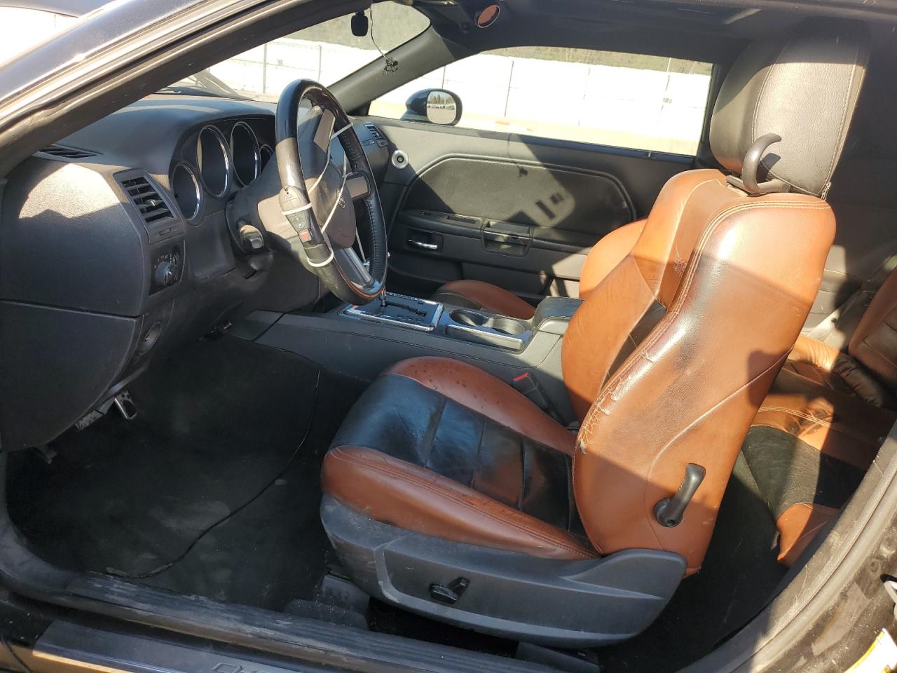 2010 Dodge Challenger R/T VIN: 2B3CJ5DT9AH220215 Lot: 91320355