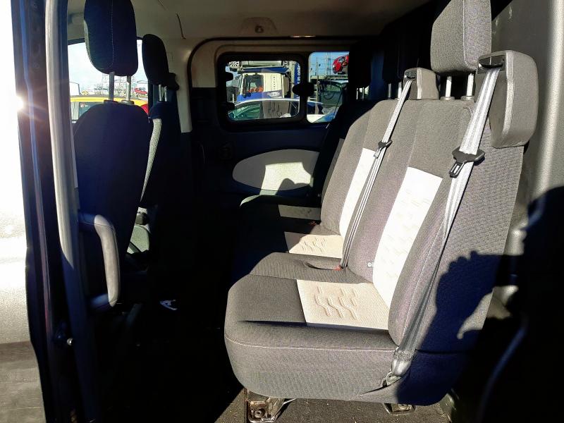 2017 FORD TRANSIT CUSTOM 2.0 TDCI 170PS LOW ROOF D/CAB LIMITED VAN