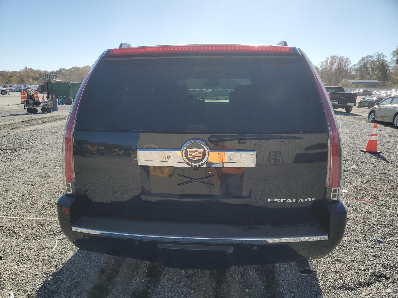 2013 Cadillac Escalade Esv Luxury VIN: 1GYS4HEF0DR298702 Lot: 82723975