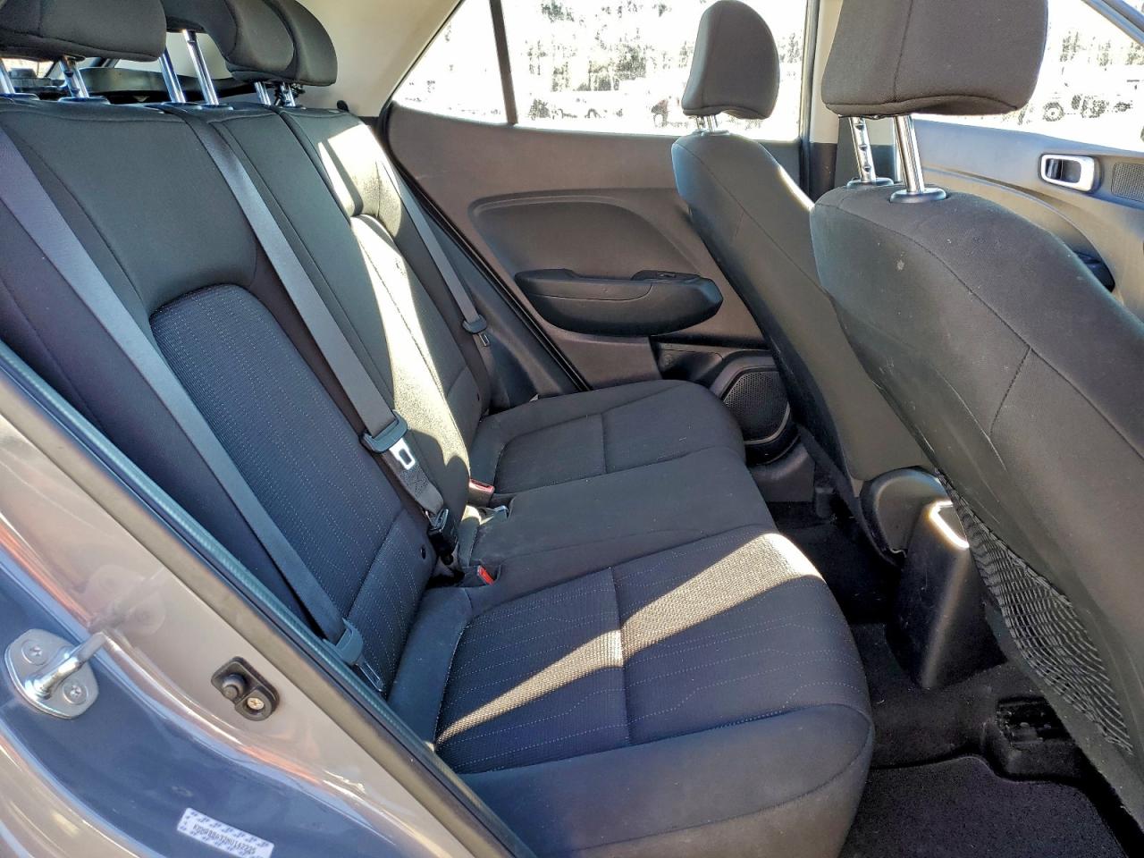 2022 Hyundai Venue Se VIN: KMHRB8A32NU142225 Lot: 93469845