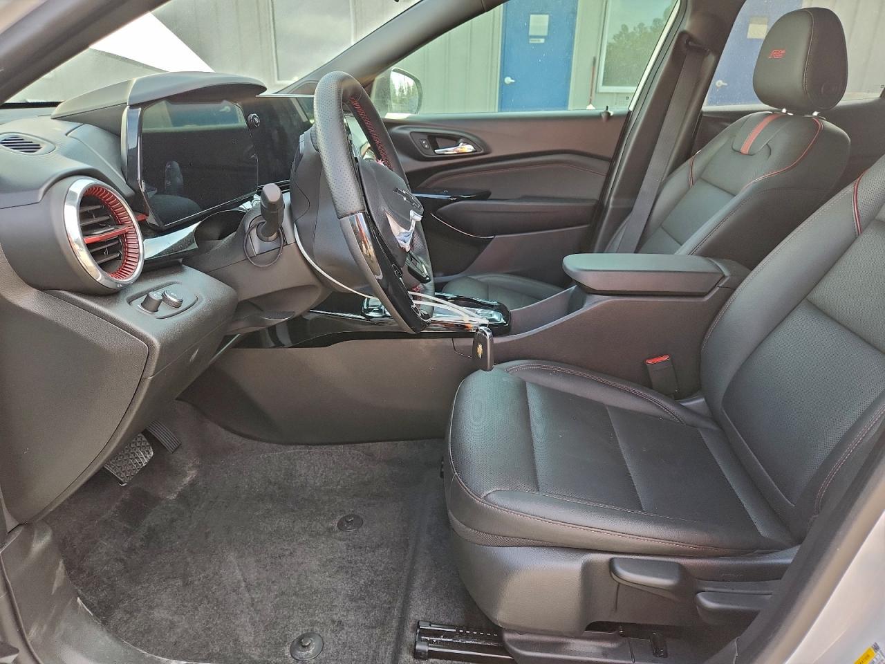 2025 Chevrolet Trax 2Rs VIN: KL77LJEP2SC119426 Lot: 94223545