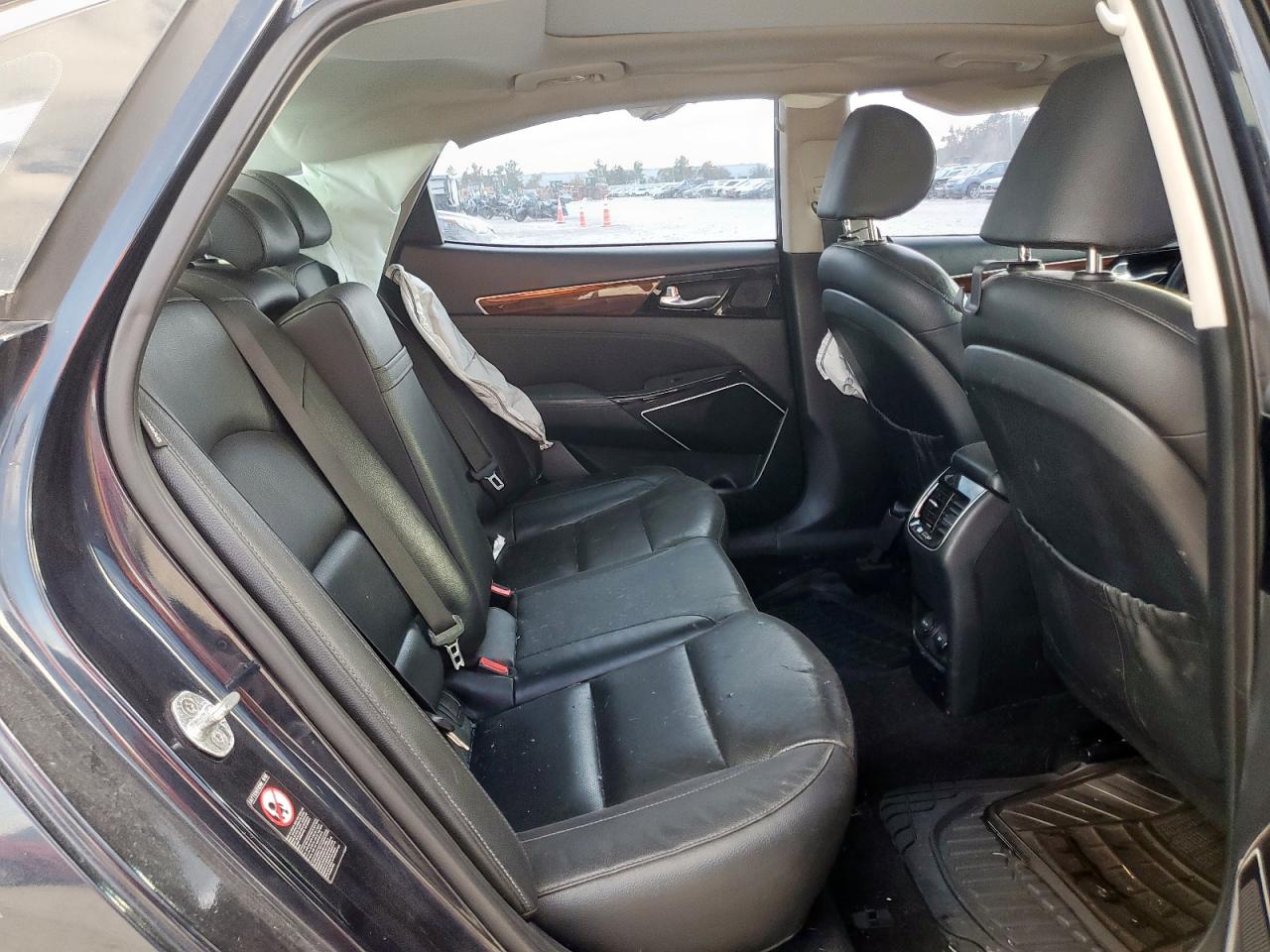 2017 Kia Cadenza Premium VIN: KNALC4J10H5092015 Lot: 92004095