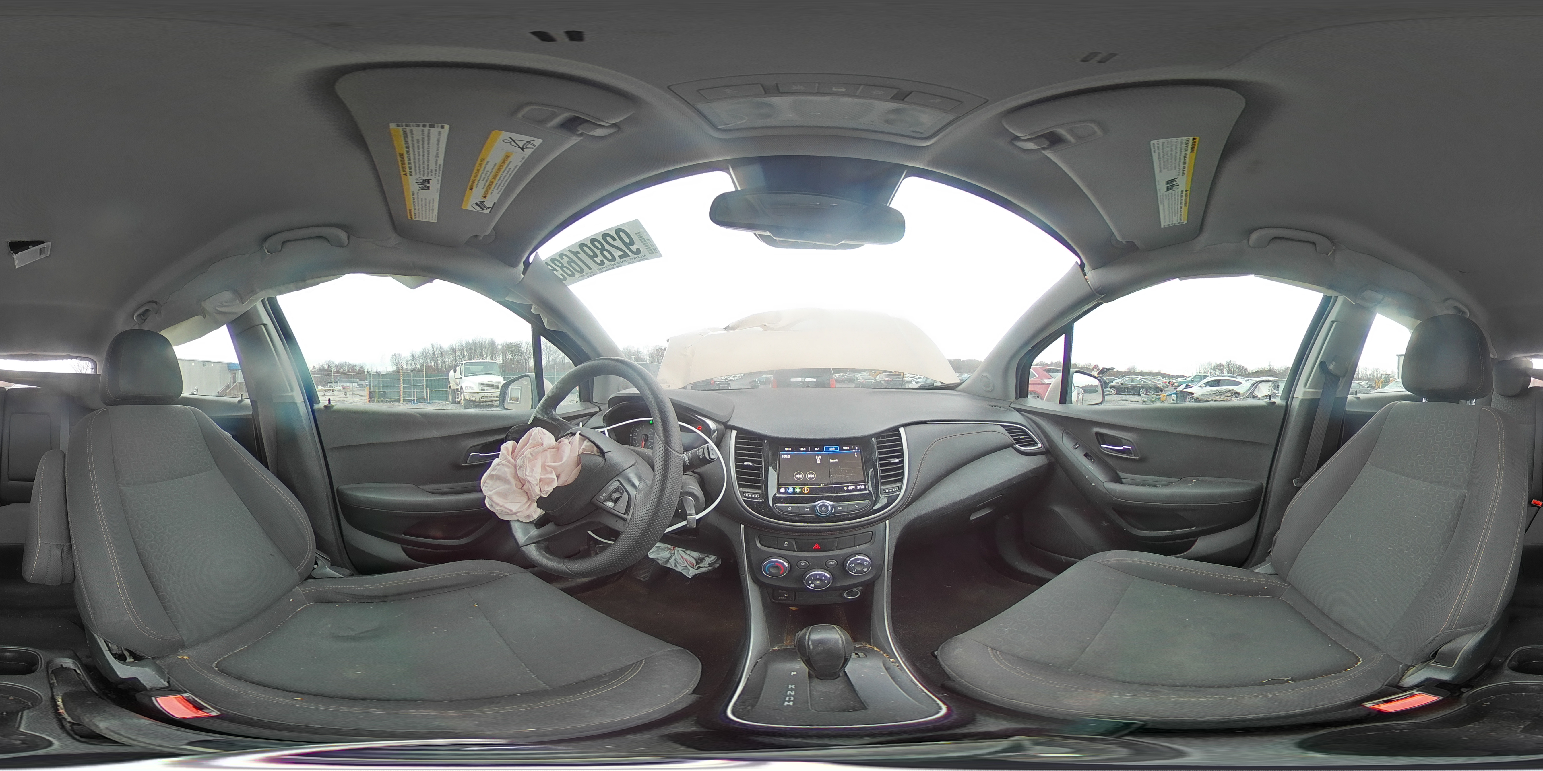 2018 Chevrolet Trax Ls VIN: 3GNCJNSB1JL158106 Lot: 92891685