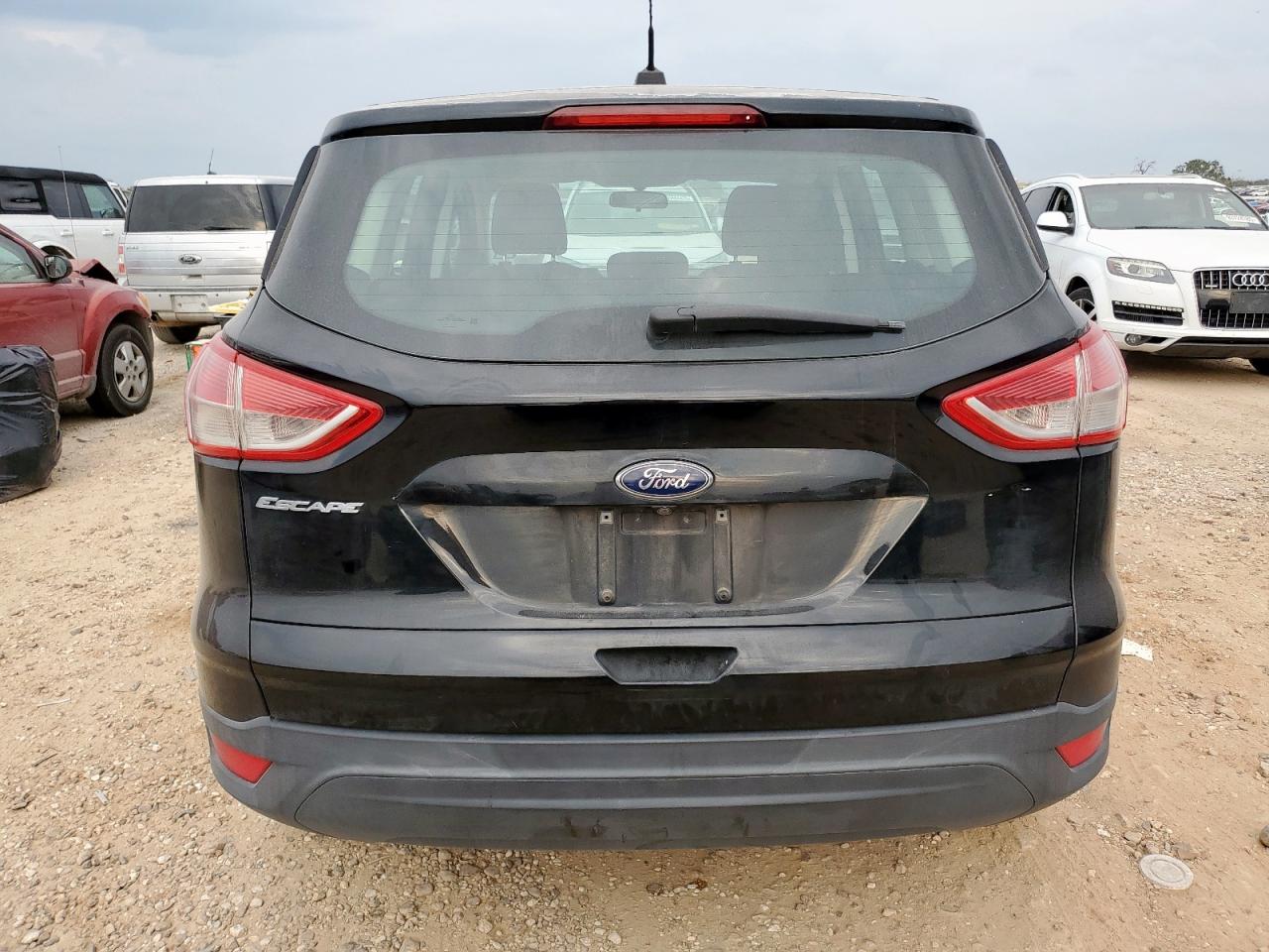 2016 Ford Escape S VIN: 1FMCU0F71GUB71120 Lot: 93252355