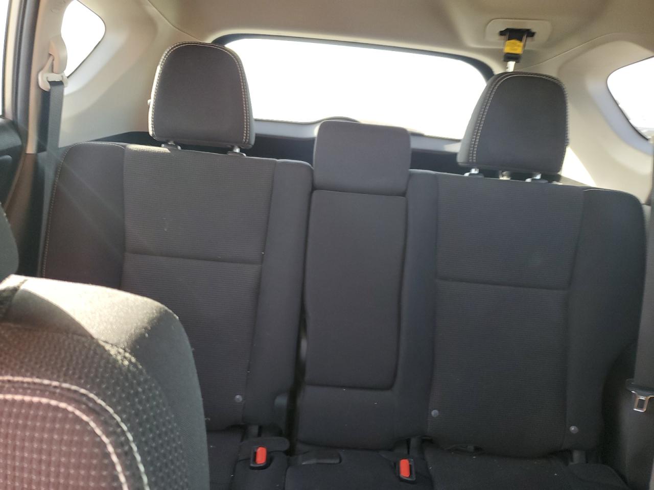 2017 Toyota Rav4 Xle VIN: 2T3RFREV8HW574786 Lot: 92742085