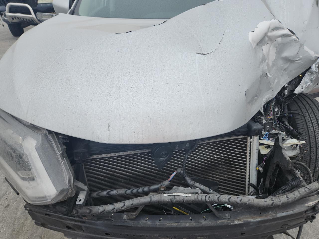 2017 Nissan Rogue S VIN: KNMAT2MV8HP546917 Lot: 92956705