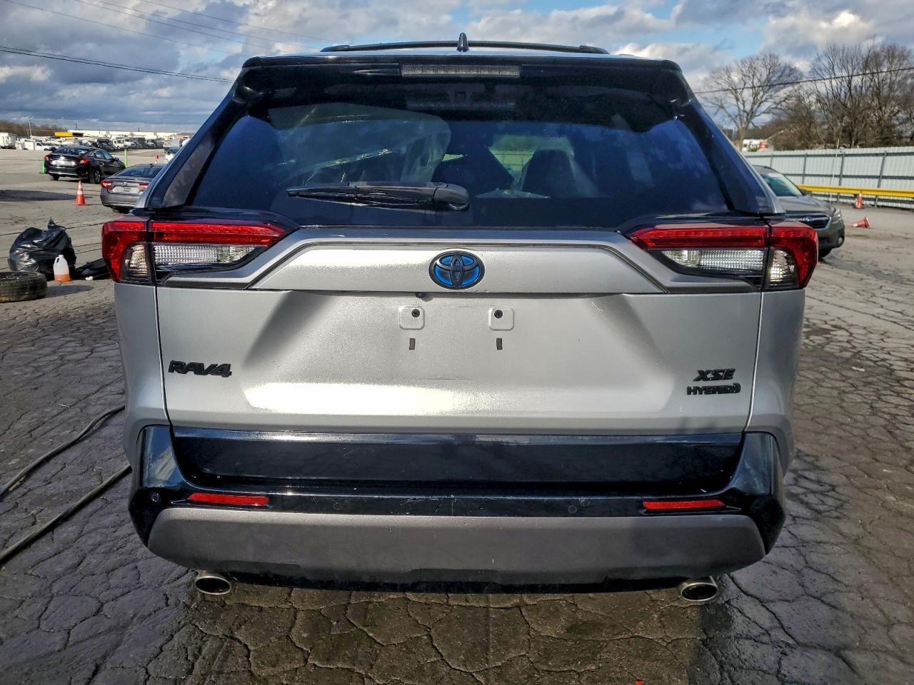 2021 Toyota Rav4 Xse VIN: 2T3E6RFV6MW006401 Lot: 90100615