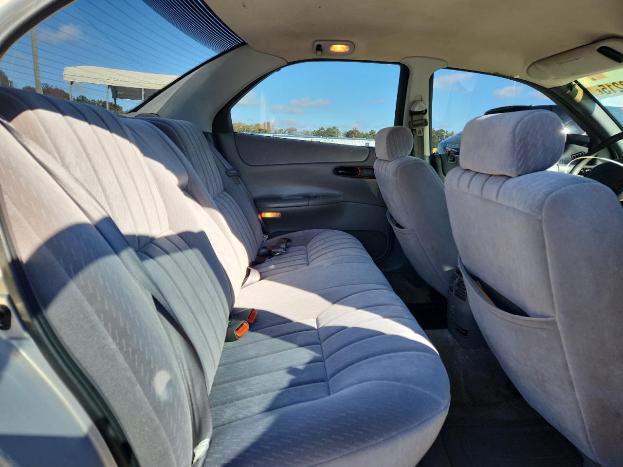 1993 Chrysler Concorde VIN: 2C3EL56T4PH586787 Lot: 91762215