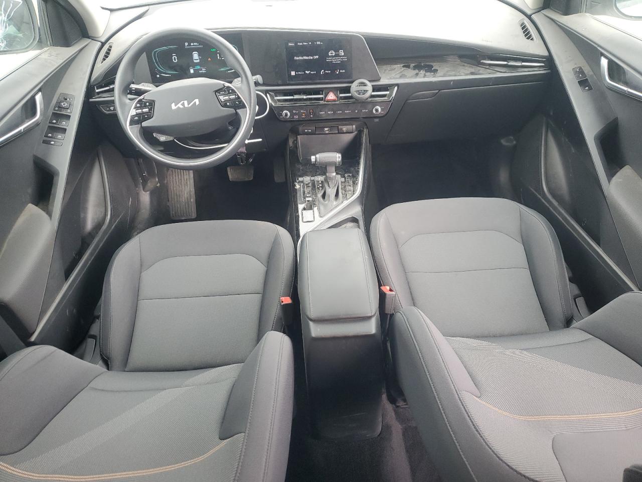 2024 Kia Niro Lx VIN: KNDCP3LE7R5126132 Lot: 93669455