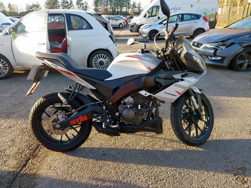2023 APRILIA TUONO 125 