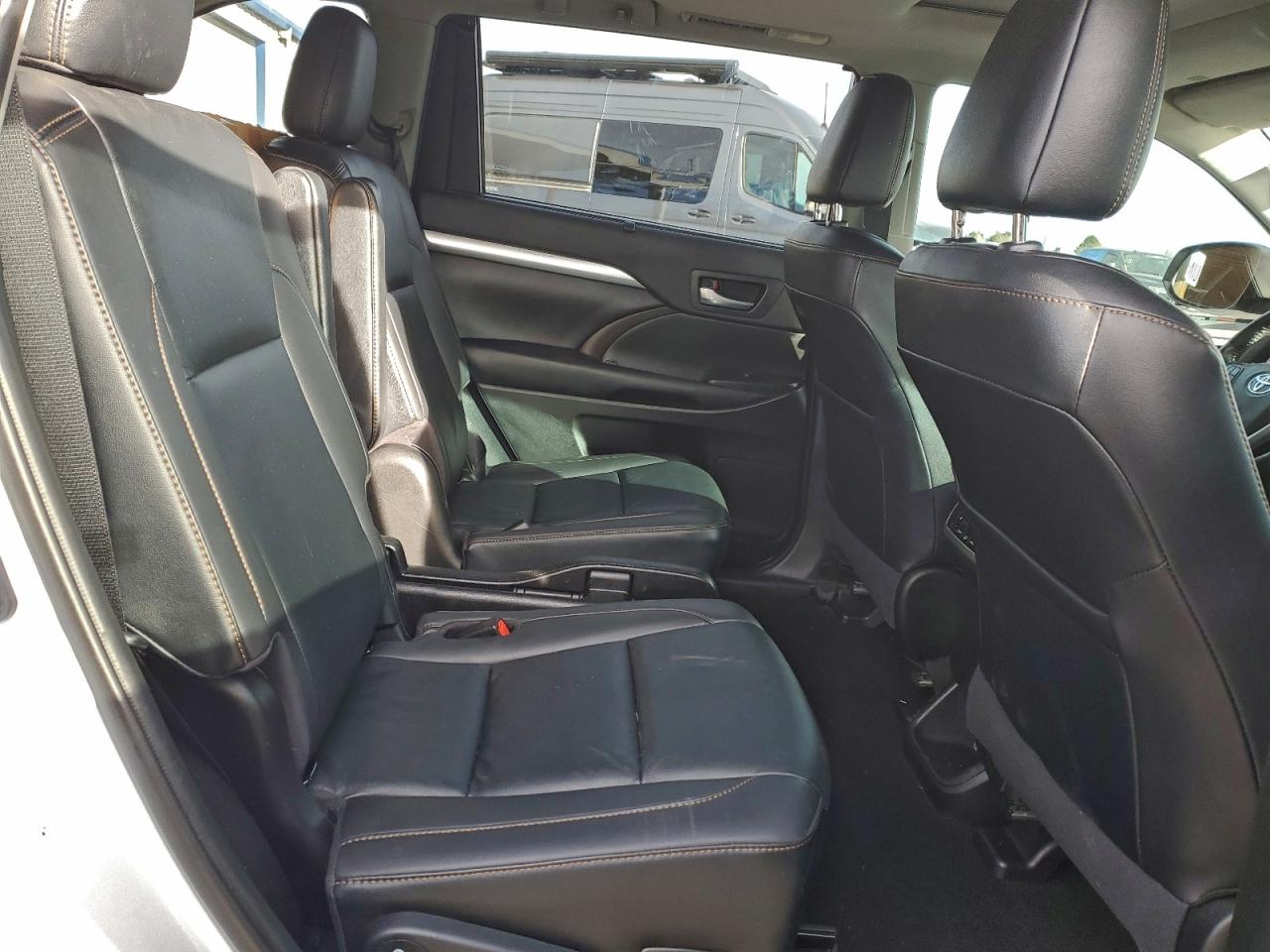 2019 Toyota Highlander Se VIN: 5TDKZRFH7KS357742 Lot: 94254955