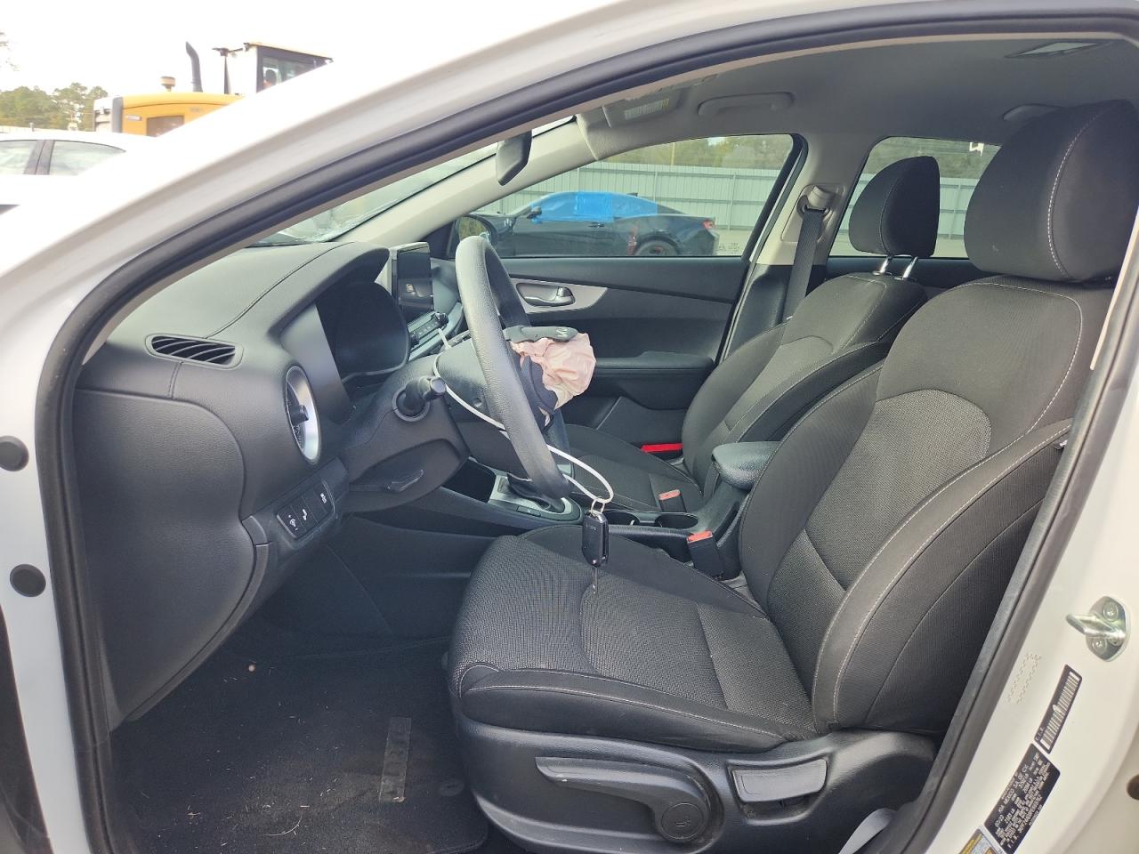 2023 Kia Forte Lx VIN: 3KPF24AD8PE669762 Lot: 93136585