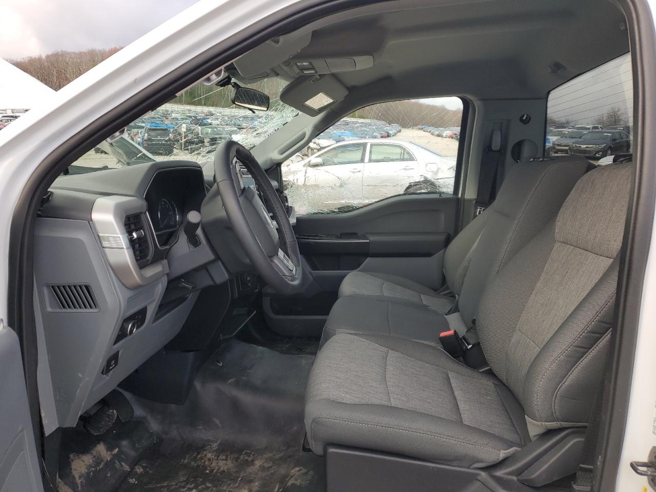 2022 Ford F150 VIN: 1FTMF1E52NKE38055 Lot: 92568005